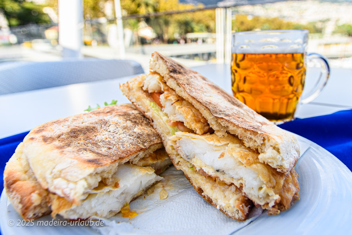 Bolo do Caco Espada Sandwich